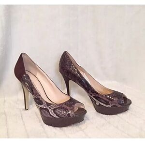 MARC FISHER Brwn Faux Snakeskin Platform Stilettos